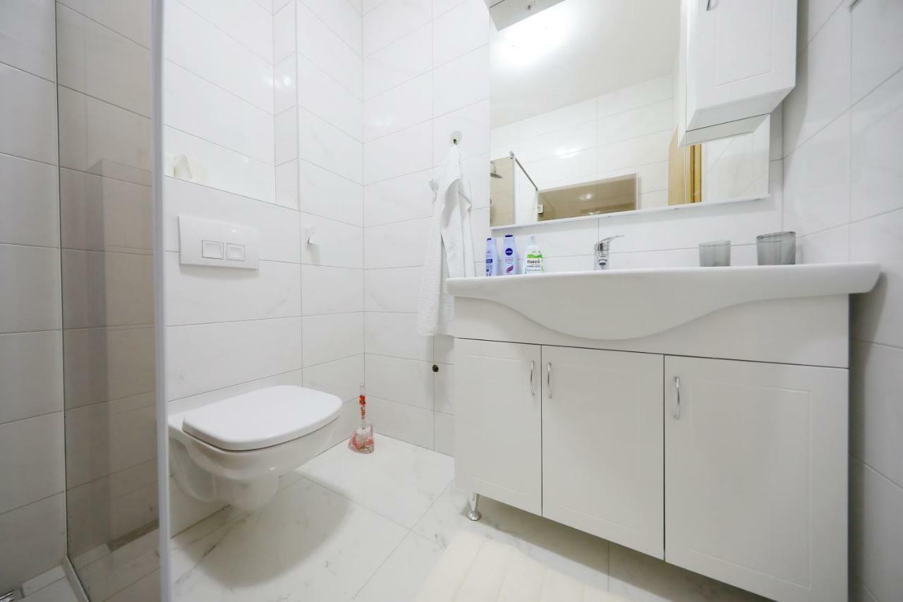 Apartmani Vlado Mitar Sukosan Bagian luar foto