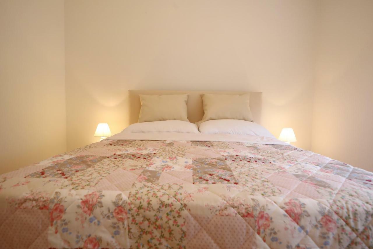 Apartmani Vlado Mitar Sukosan Bagian luar foto